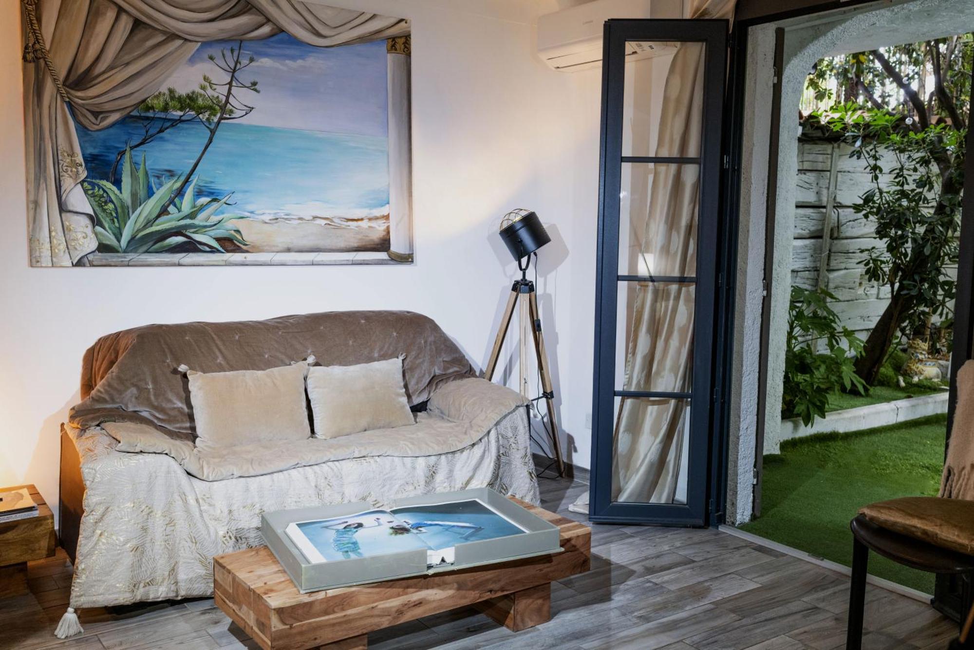 Les Canoubiers Luxe Et Serenite Au Coeur De Saint-Tropez Suites Spacieuses Avec Jardin Enchanteur Phòng bức ảnh
